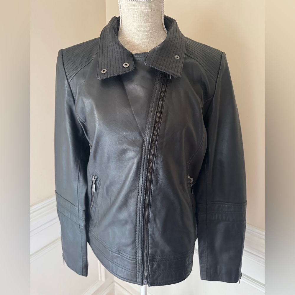 Brand New Women's Black Leather Moto Jacket - Picture 8 of 12